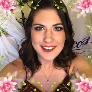 Meet your Posher, Becky